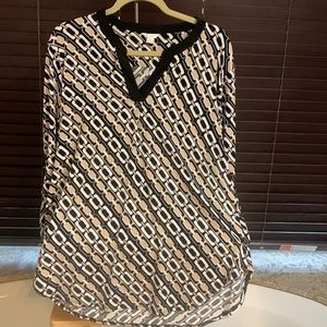 Women’s tunic top 95 polyester 5% spandex